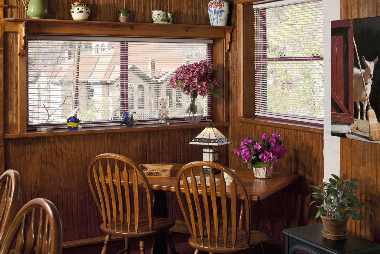 Cliff Cottage Inn Eureka Springs Exterior foto